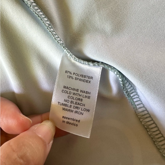 Manuheali’i Cardigan, XL (Manuhealii) - Picture 5 of 5